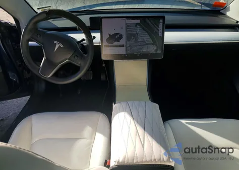 2020 Tesla Model 3 z USA, uszkodzony, nr VIN 5YJ3E1EA2LF662707